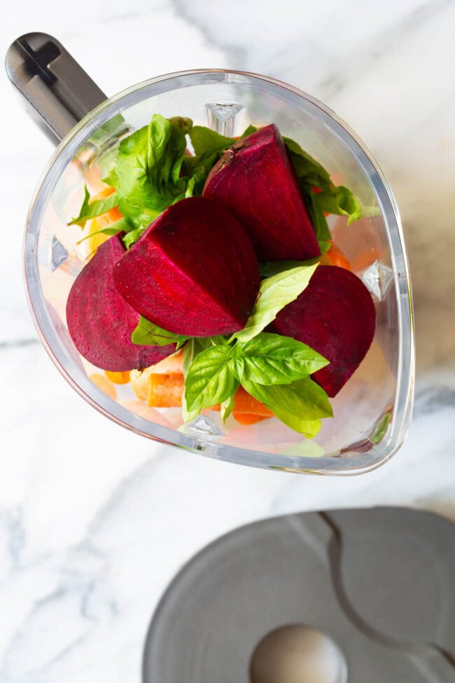 Best 4 Ingredient Basil Beet Juice Recipe (Blender Juice) on ASpicyPerspective.com #juice
